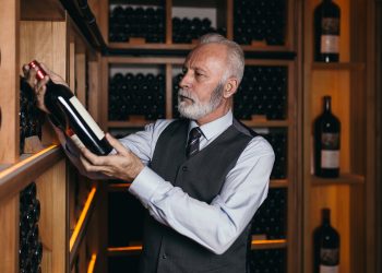 Selbstständig machen als Sommelier mit dem eigenen Weinkeller